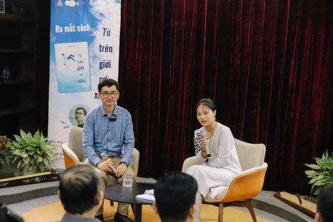 Thức Talk #19: RA MẮT SÁCH TỪ TRÊN GIỜI RƠI XUỐNG