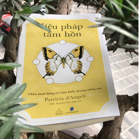 [phunukhoinghiep.vn] “Liệu pháp tâm hồn” – Chữa lành bằng trị liệu biểu tượng nâng cao