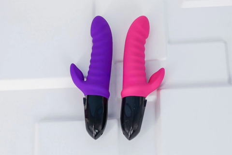 Dương Vật Giả Đa Năng VIBRATION 12 Chế Độ Phát Nhiệt Pin Sạc