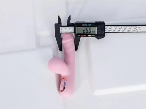 Dương Vật Giả Đa Năng Milly Có Nhánh Phụ Rung Hút Nhỏ Gọn