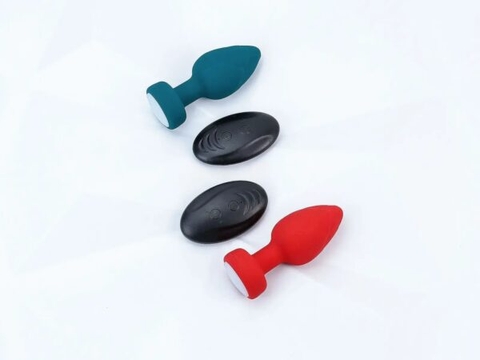 Phích Cắm Hậu Môn Rung & Phát Sáng Điều Khiển Từ Xa