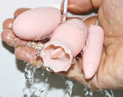 Trứng Rung Tình Yêu Trái Tim 3 Đầu Liếm Rung Cực Mạnh