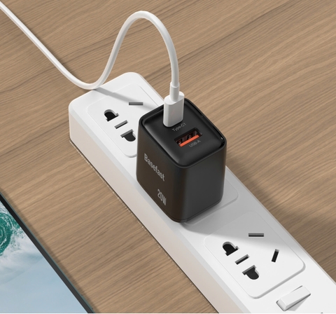 Củ sạc nhanh 20w 2 cổng - Basefast AMAZAON SERI B23