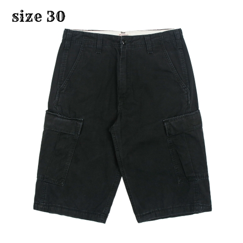 2010s Levi's Black Cargo Shorts Size 30