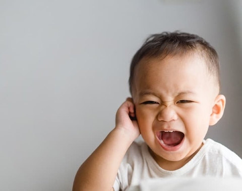 Dấu hiệu viêm tai giữa ở trẻ em