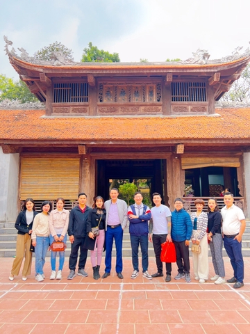Nhân viên Vihapha đi lễ chùa đầu năm
