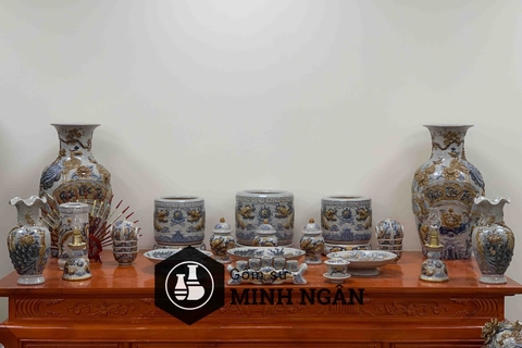 Bộ đồ thờ men rạn đắp nổi