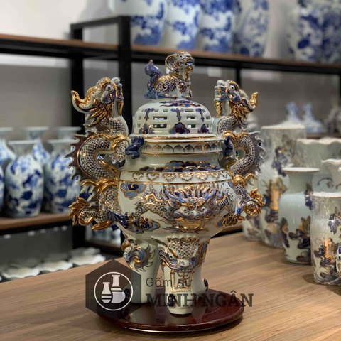 Bộ tam sự vẽ vàng