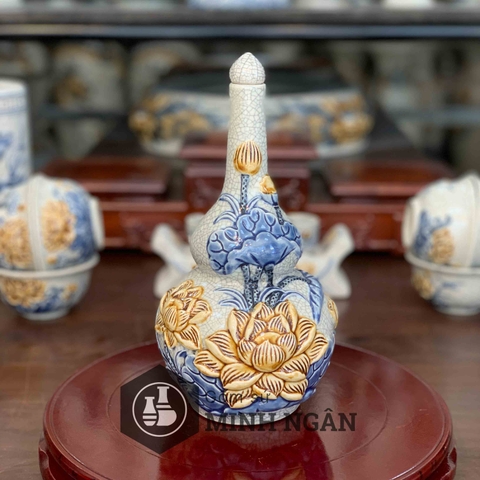 Nậm hai bầu Sen