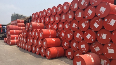 Dùng dầu thủy lực nào cho cầu nâng 1 trụ rửa xe