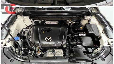 Rửa động cơ Mazda CX5 bị chuột gặm nát