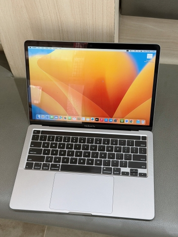 SALE MacBook Pro 13inh 2020 /i5/16GB/512GB Gray 99%