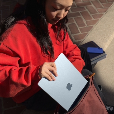 MacBook Air M4 13 inch (10 core GPU | 24GB RAM | 512GB SSD)