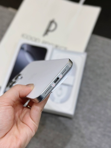HOT DEAL - iPhone 16 ProMax 256GB Trắng Titan VN/a Fullbox ( có khay sim)