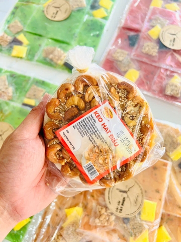 Kẹo Hạt Điều