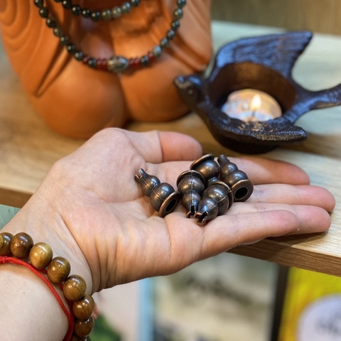 Vật dụng cắm nhang thưởng trầm nhỏ xinh