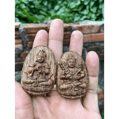 Mặt dây chuyền trầm hương