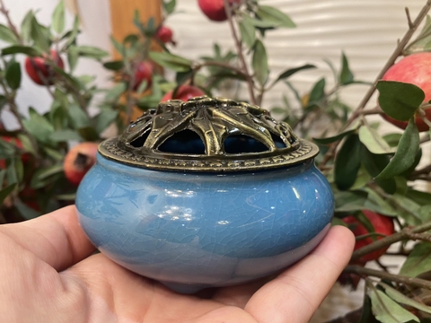 Lư xông trầm hương