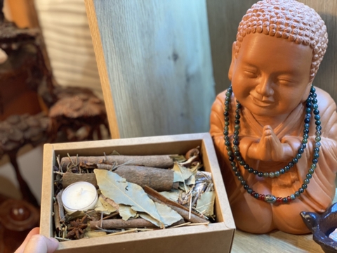 Set xông nhà - chú Tiểu cười