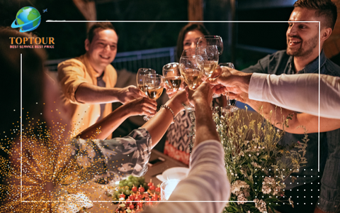 KINH NGHIỆM TỔ CHỨC YEAR END PARTY THÀNH CÔNG - BÍ KÍP CHO MỘT BỮA TIỆC CUỐI NĂM ĐÁNG NHỚ