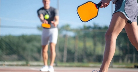 Cách cầm vợt Pickleball cho người mới kiểu Continental, Eastern