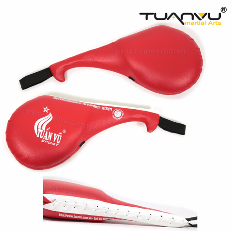 Đích đá kép Tuấn Vũ