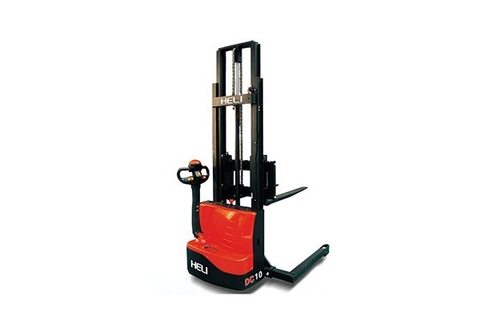 XE NÂNG TAY CAO 1 TẤN