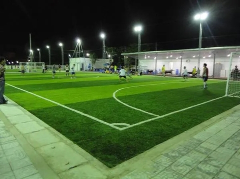 Một Số Mẫu Đèn LED Phổ Biến Cho Sân Bóng Đá Mini