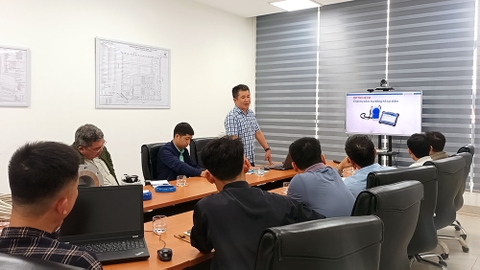 Hình ảnh thực tế đào tạo kỹ thuật trước khi lắp đặt Đồng hồ đo nước điện từ Waterflux 3070