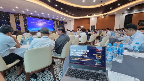Lac Viet tham luan cap nuoc tu cuong tai hoi thao cap thoat nuoc mien Bac