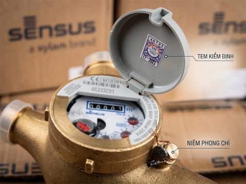 Cận cảnh tem kiểm định &amp; niêm phong chì đồng hồ đo nước