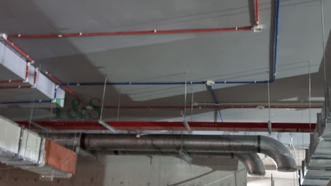 Thi công trần với ống luồn PVC Conduit GS nhiều màu