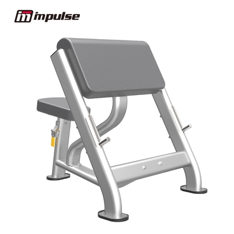 IT7002 - SEATED PREACHER CURL