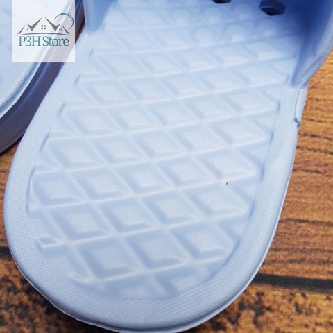 Đôi dép nhựa đi trong nhà Lock&Lock bằng chất liệu eva bền đẹp, nhẹ ETM530