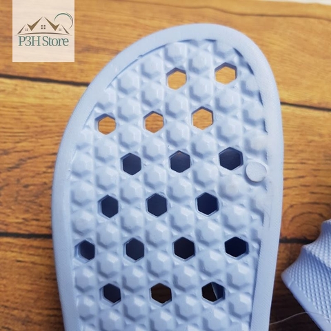 Đôi dép nhựa đi trong nhà Lock&Lock bằng chất liệu eva bền đẹp, nhẹ ETM530