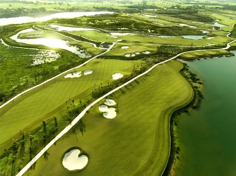 Trải nghiệm đẳng cấp tại sân golf West Lakes Golf & Villa