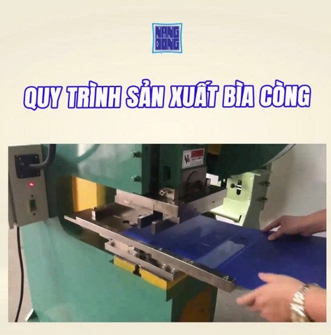 Quy Trình Sản Xuất Bìa Còng Chuyên Nghiệp Tại VPP Năng Động