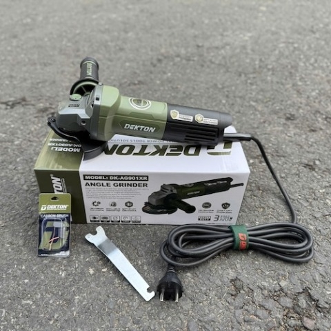 MÁY MÀI GÓC 900W DEKTON DK-AG901XR - CHỐNG KHỞI ĐỘNG LẠI, KHỞI ĐỘNG MỀM