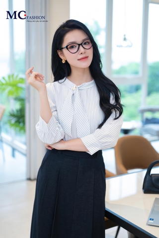 ÁO THỜI TRANG KẺ CỔ NƠ AT235