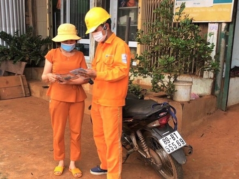 EVNCPC: Cảnh báo tiêu thụ điện tăng cao mùa nắng nóng