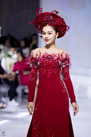 AD CD Thu Trang (BST Uyển Ân)