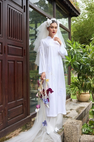 AD Khuê Mật (BST Thư Khuê)