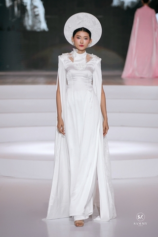 AD Khánh Quỳnh (BST Giao Thời)