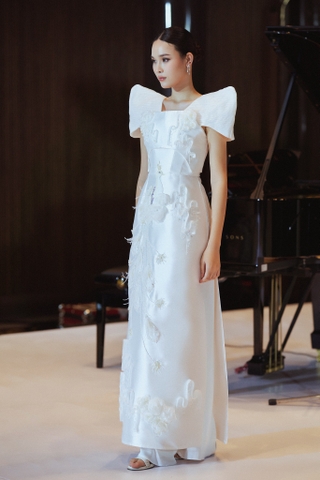 AD Ái Như (BST Bách Hoa)