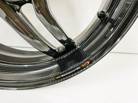 Mâm xe BST Ducati Panigale V4 màu Đen Bóng