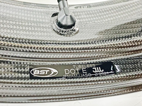 Mâm xe BST Ducati Panigale V4 màu Đen Bóng