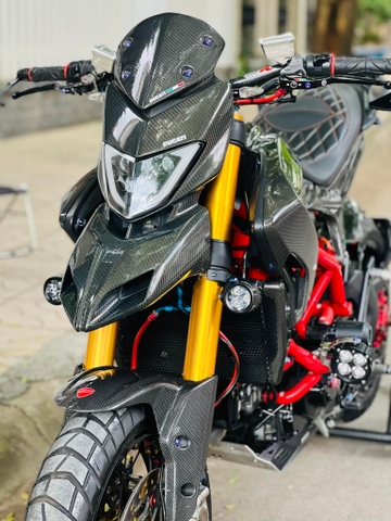 HYPERMOTARD 821 ĐEN