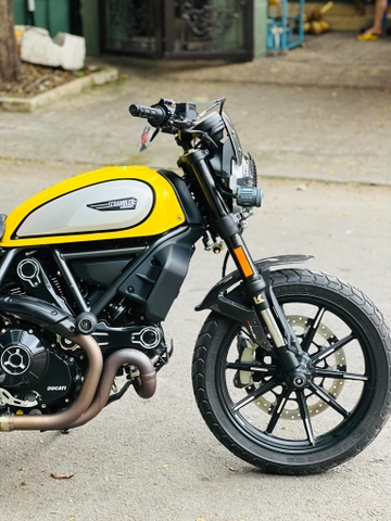 DUCATI SCRAMBLER