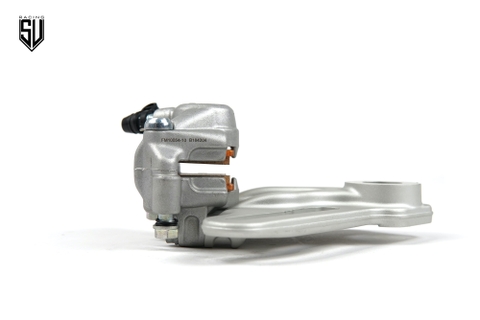 Heo trước Formula 4 piston