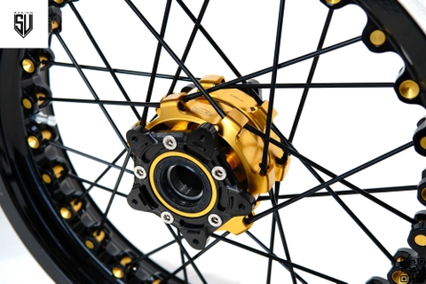 Mâm KINEO Honda CB1000R Neo Sport Đen Vàng